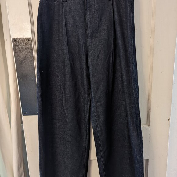 Banana Republic Pleated Wide Leg Trouser Jeans - Picture 5 of 7